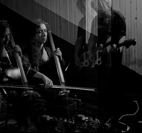 Pioniere mit Doom-Cello in der BASTION...